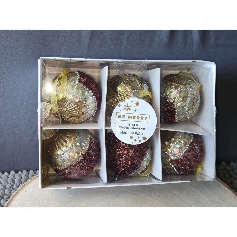 BE MERRY Set of 6 Beaded Ornaments Handcrafted in India Gold/Red~NEW IN BOX
